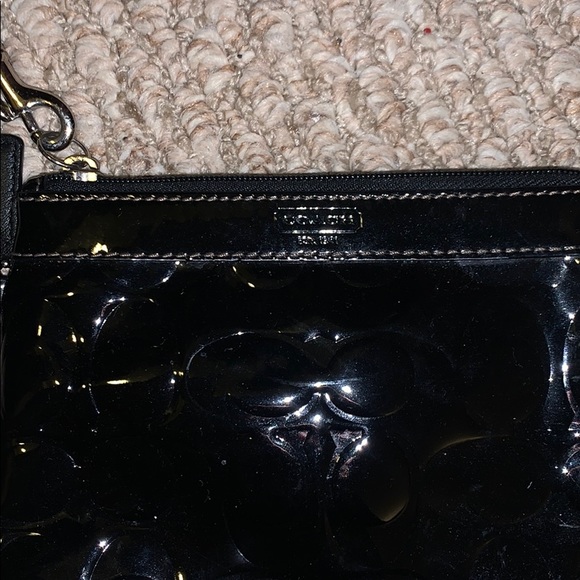 Coach wrist wallet - Picture 2 of 4